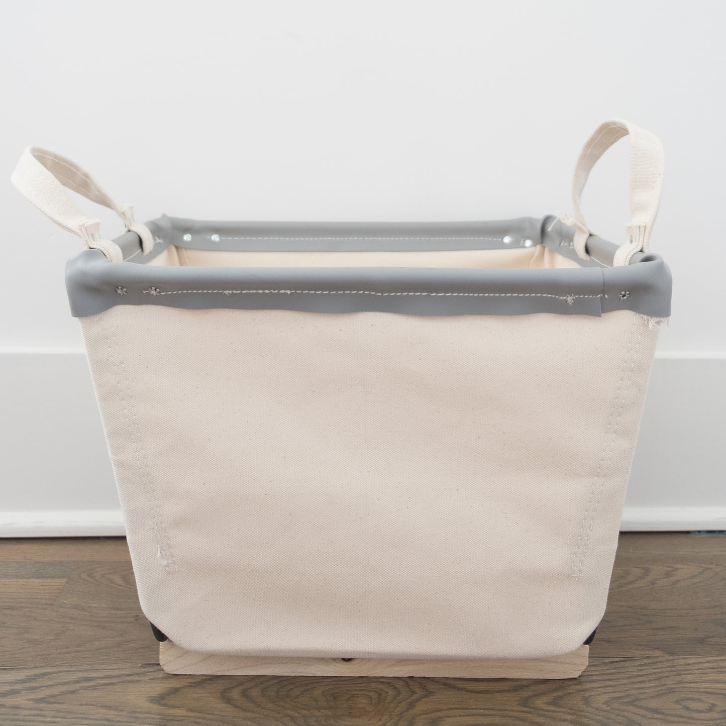 1 Bushel – Small Carry Basket