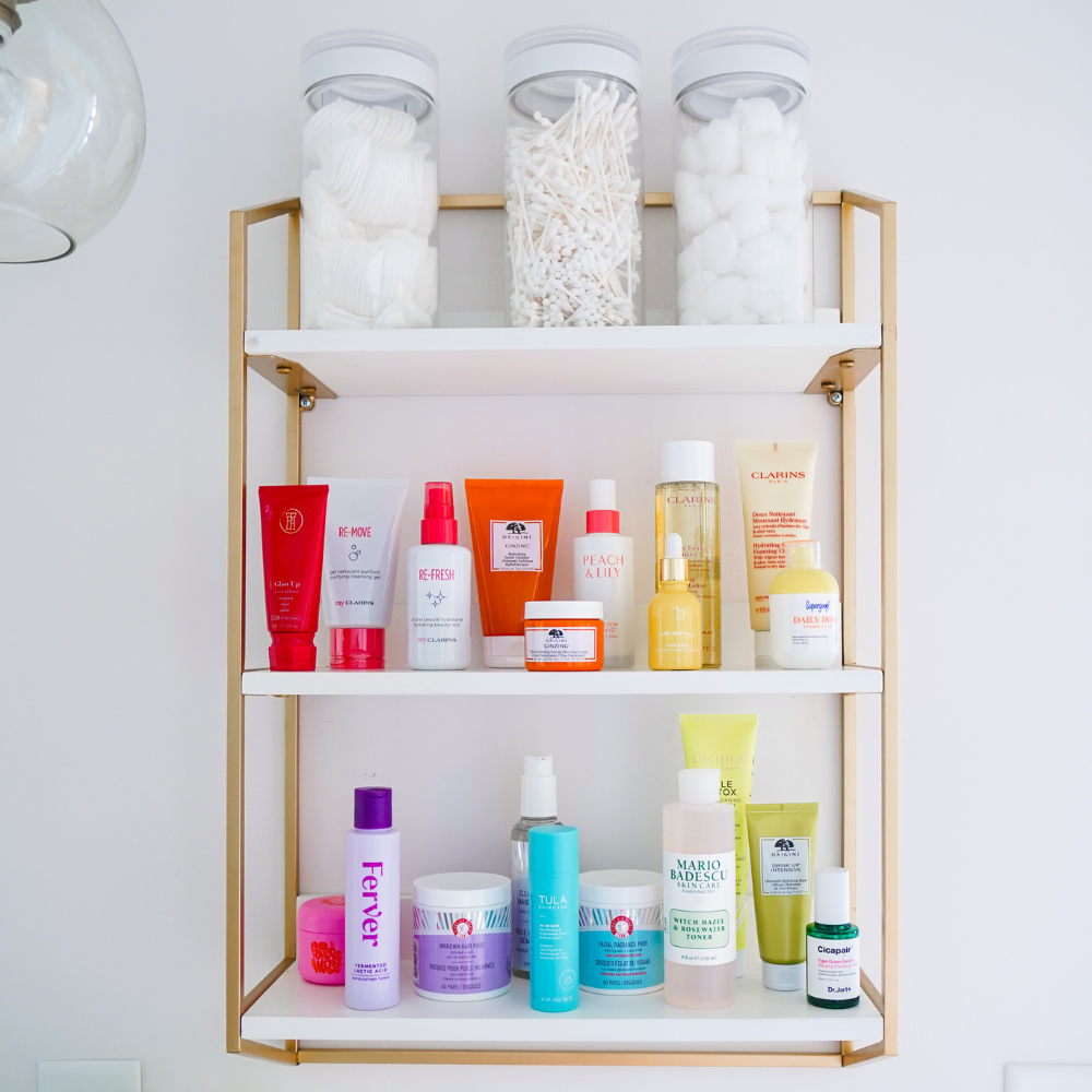 How to Aesthetically Organize Your Bathroom