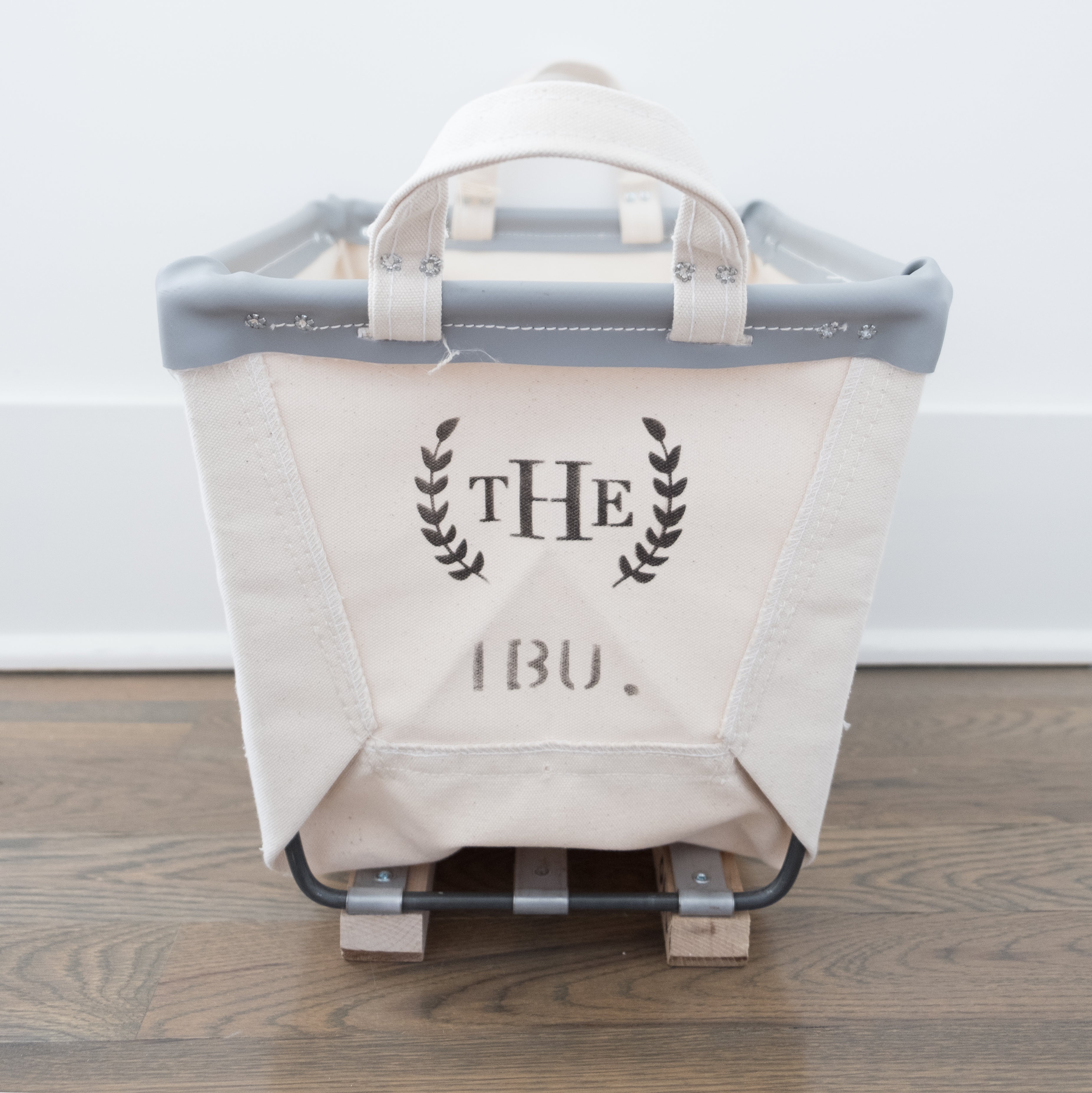 1 Bushel – Small Carry Basket